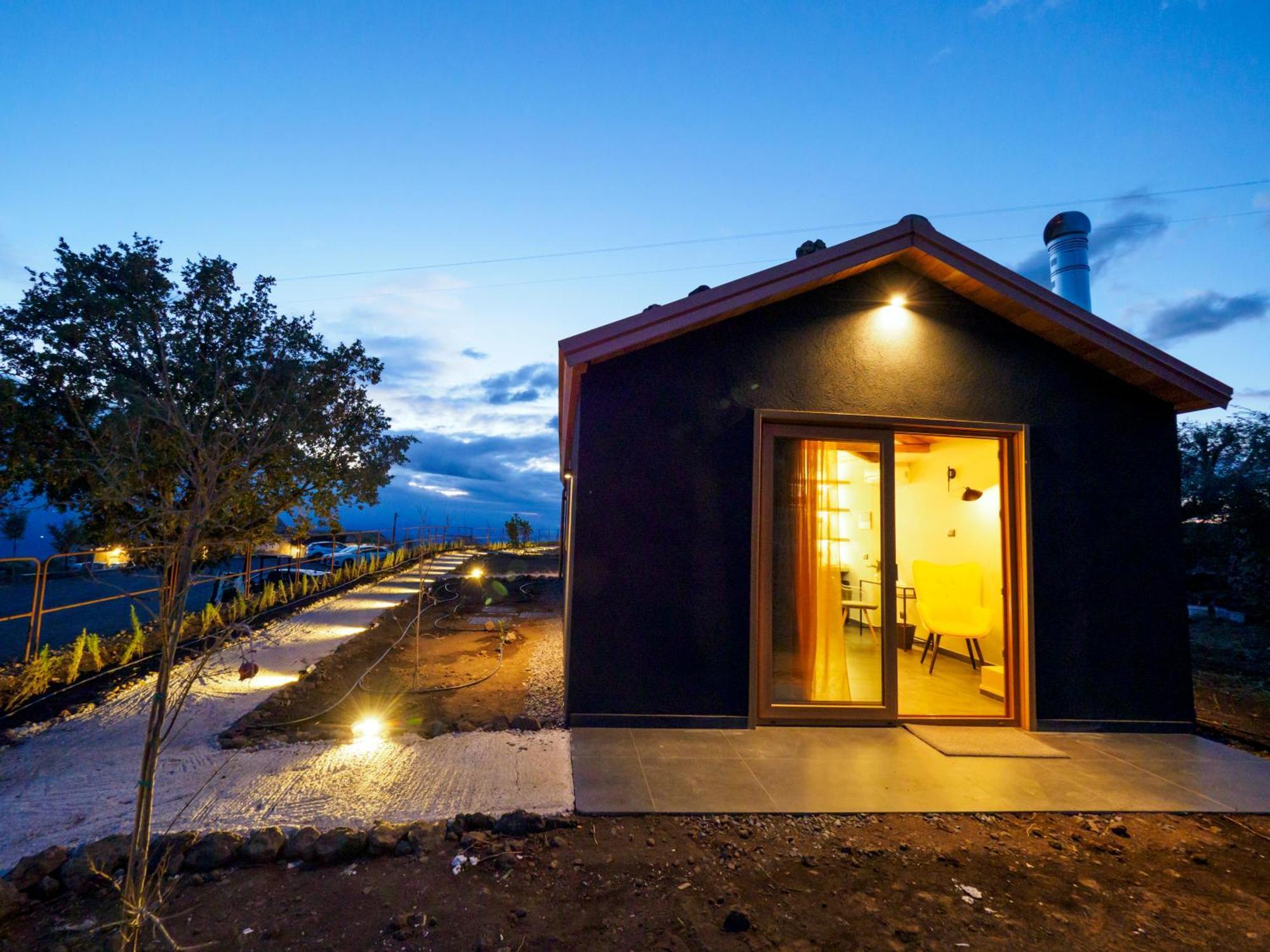Podere Dell'Etna Segreta - Essential Nature Hotel & Glamping Biancavilla Εξωτερικό φωτογραφία